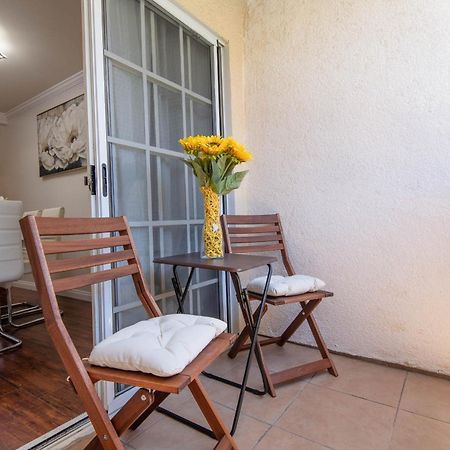 Spacious 2Br/2.5Ba + Game Room Glendale Exterior photo