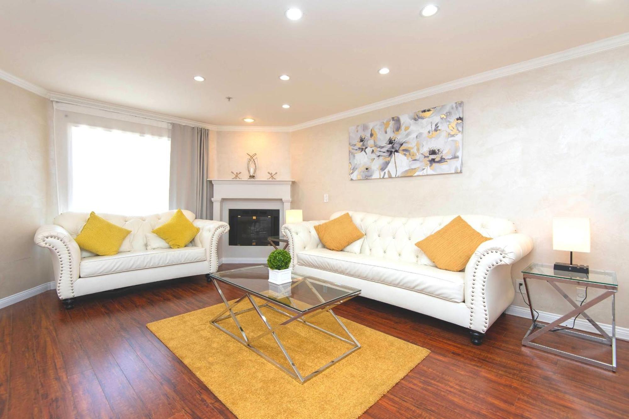 Spacious 2Br/2.5Ba + Game Room Glendale Exterior photo